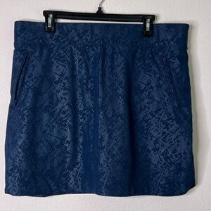 Orvis Womens Embossed Pull On Travel Skort Navy Blue Mesh Lined Shorts Size XL
